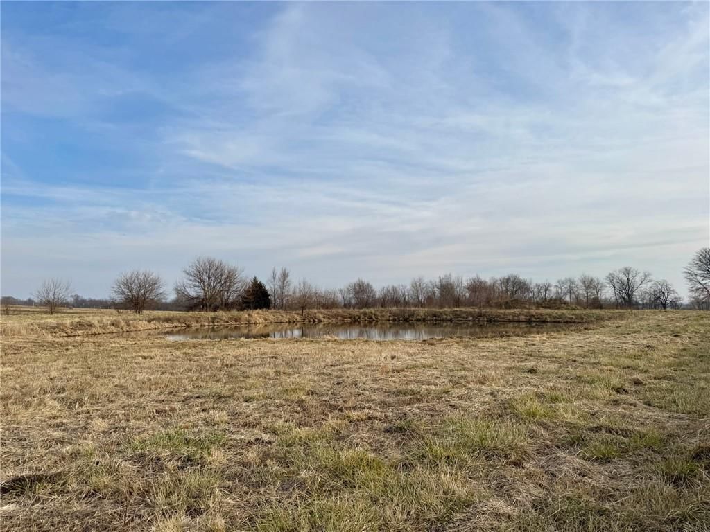 Lot 2 NW Plotsky Avenue — photo 8