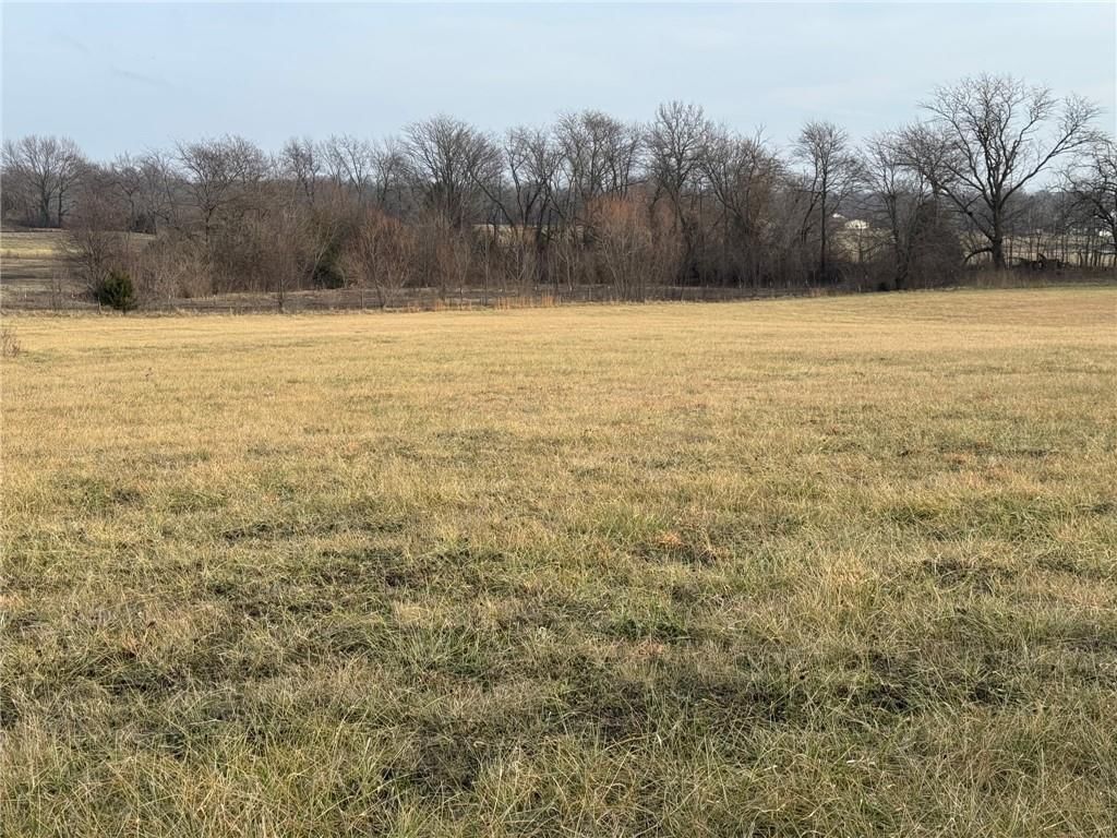 Lot 2 NW Plotsky Avenue — photo 9
