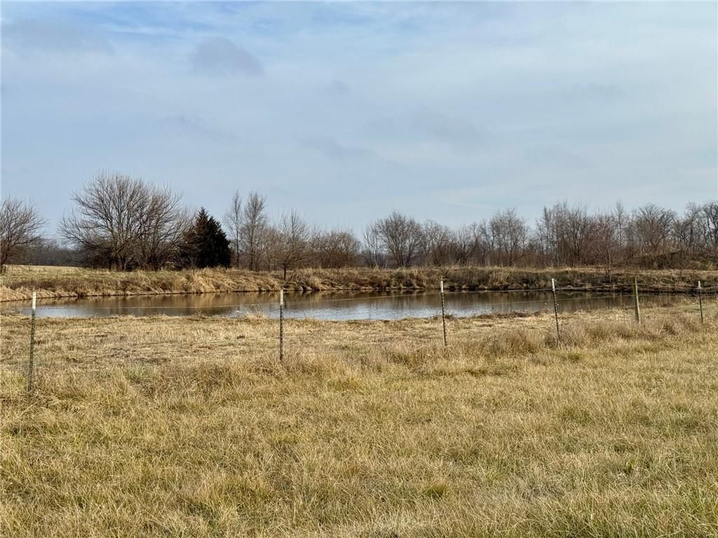 Lot 2 NW Plotsky Avenue — photo 11
