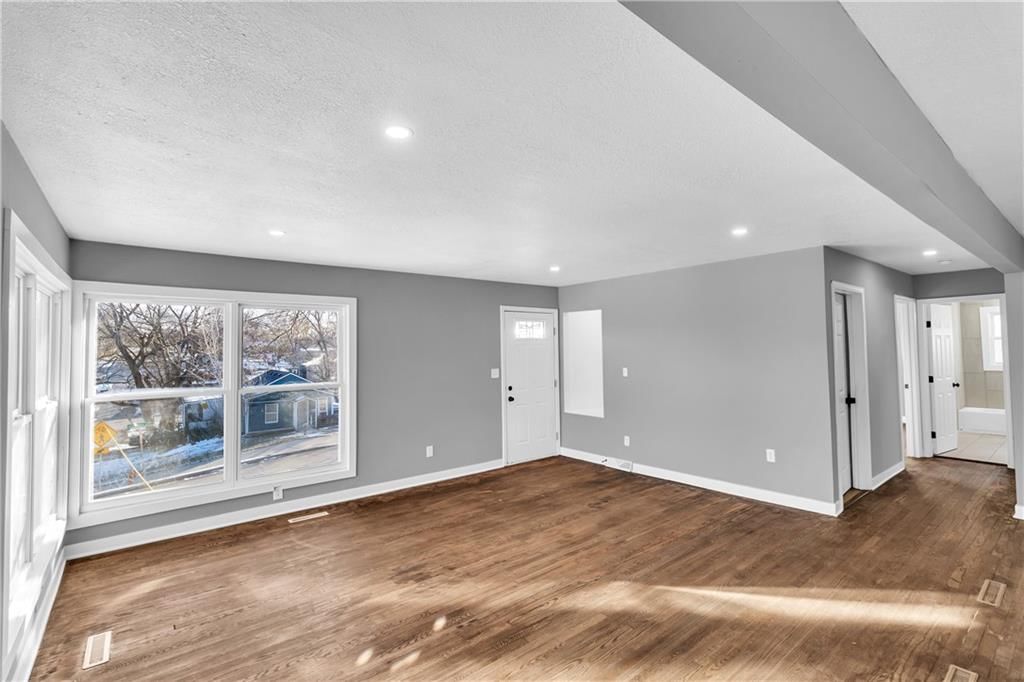 124 N Arlington Avenue — photo 8