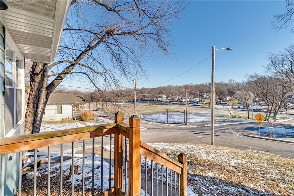 124 N Arlington Avenue — photo 36