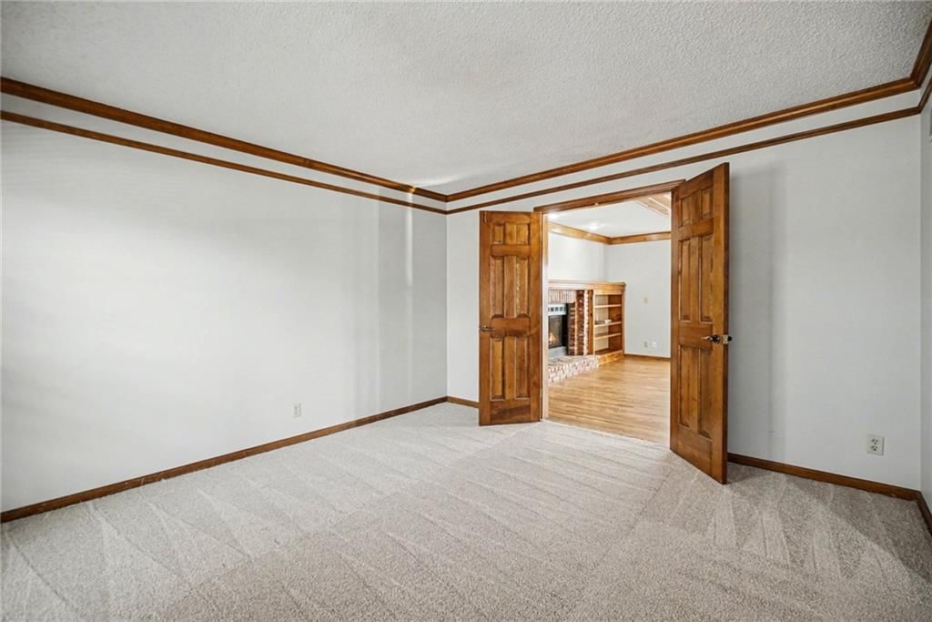 8645 Greenwood Lane — photo 13