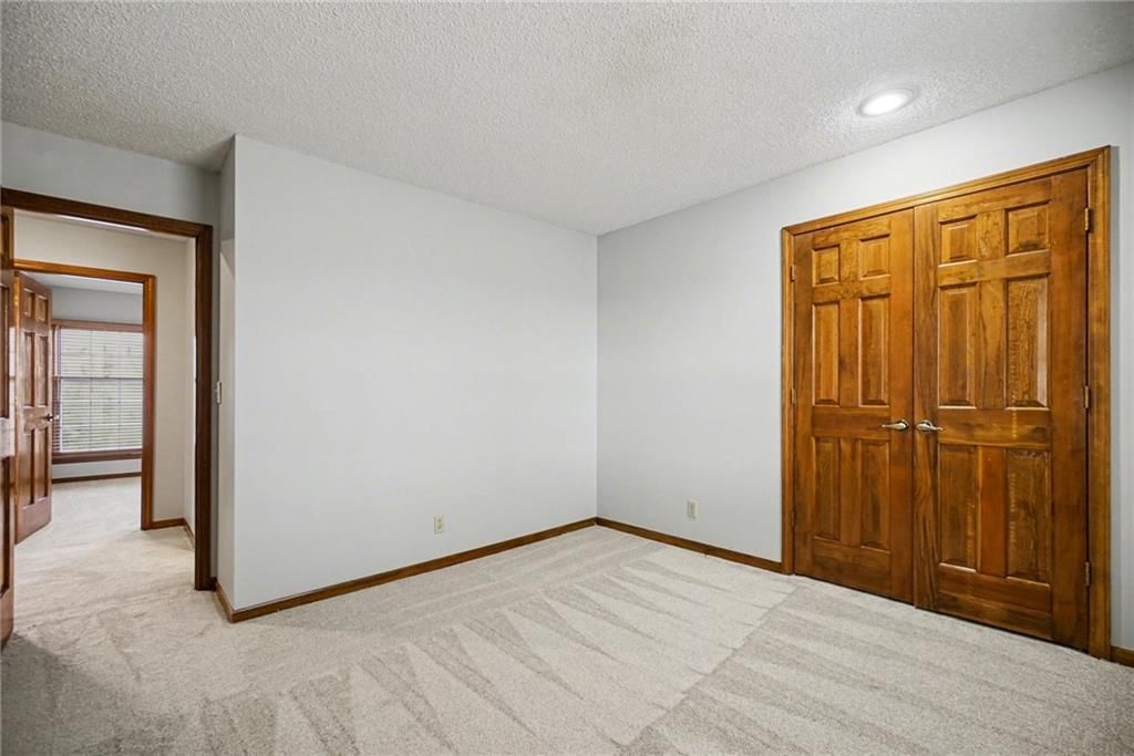 8645 Greenwood Lane — photo 20