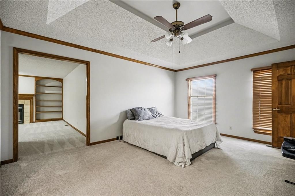 8645 Greenwood Lane — photo 25