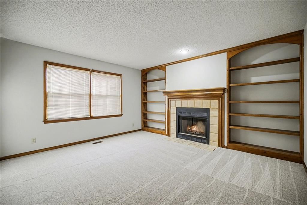 8645 Greenwood Lane — photo 27