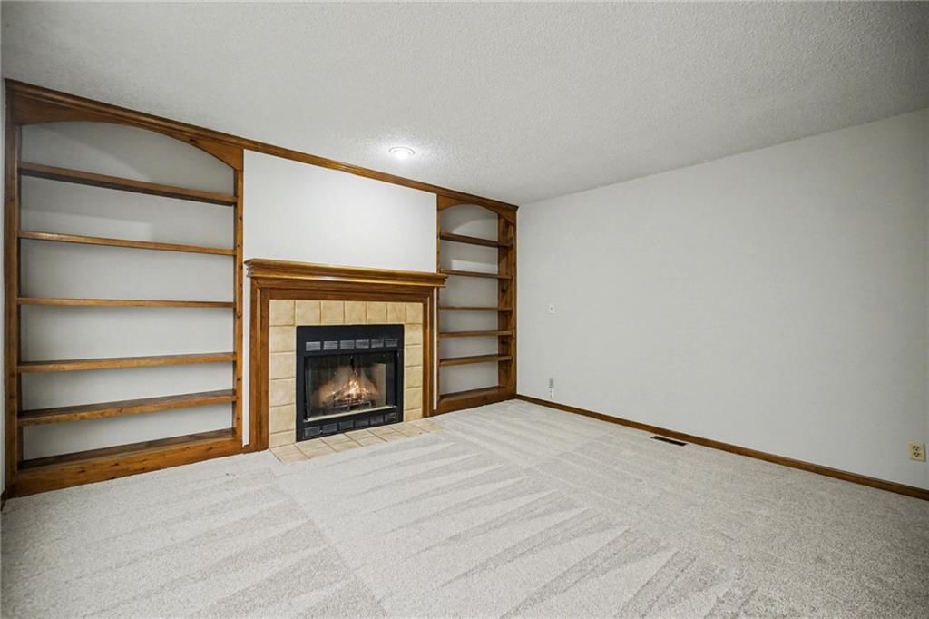 8645 Greenwood Lane — photo 28