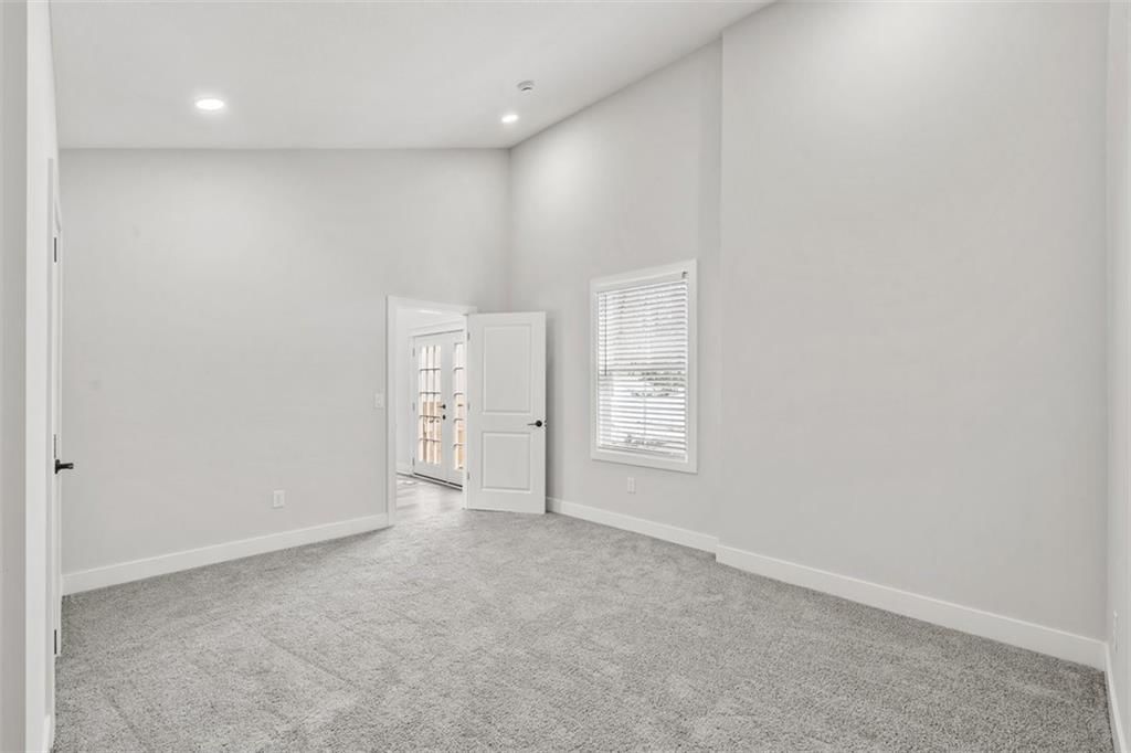 8741 Barber Avenue — photo 12