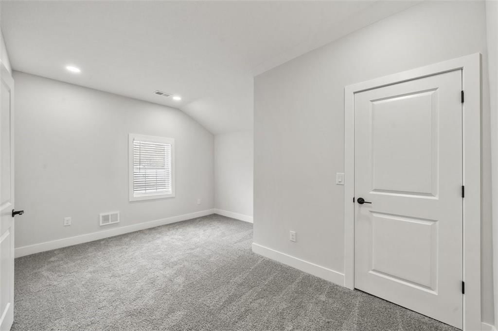 8741 Barber Avenue — photo 18