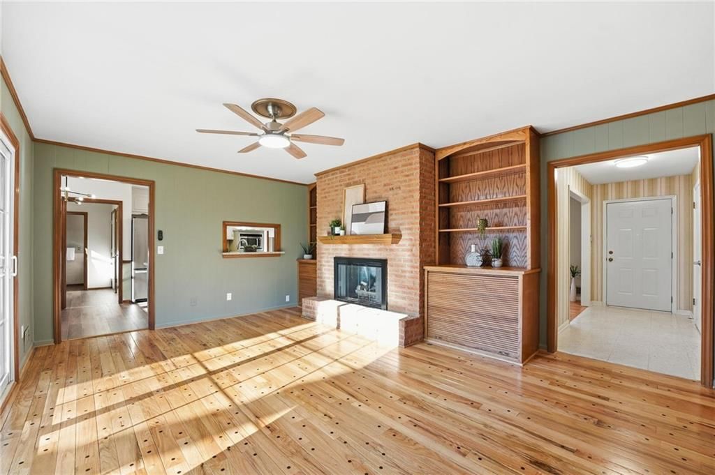 401 W 109th Terrace — photo 14