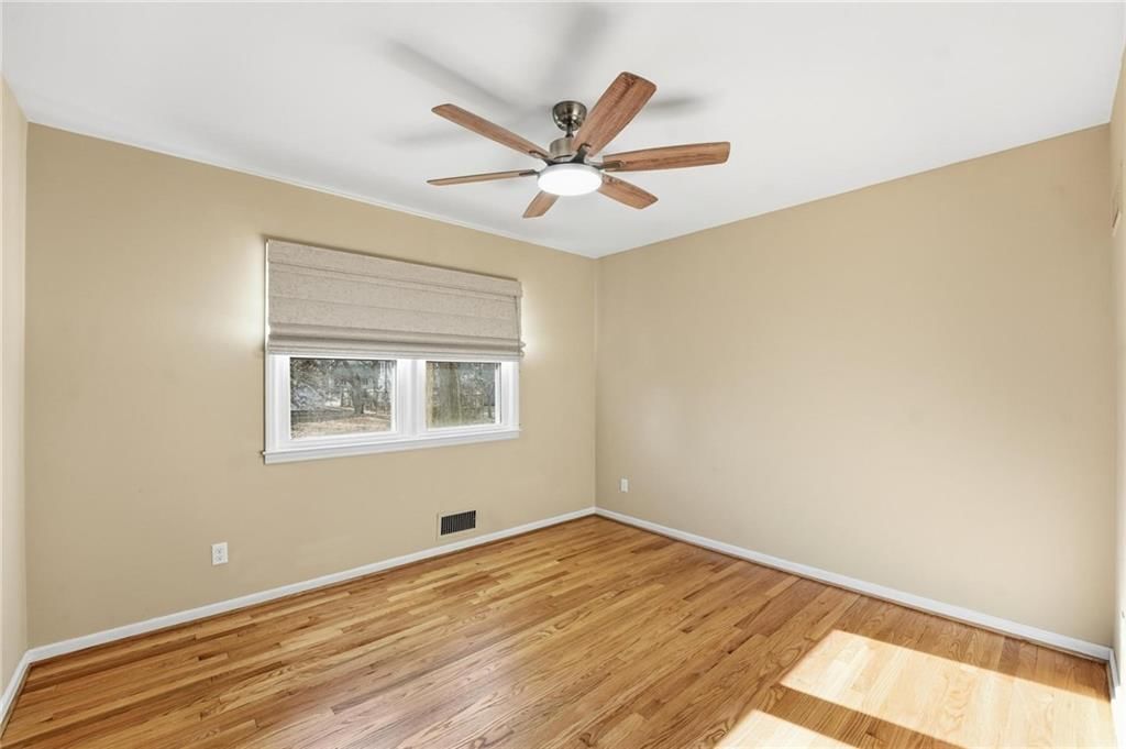 401 W 109th Terrace — photo 22