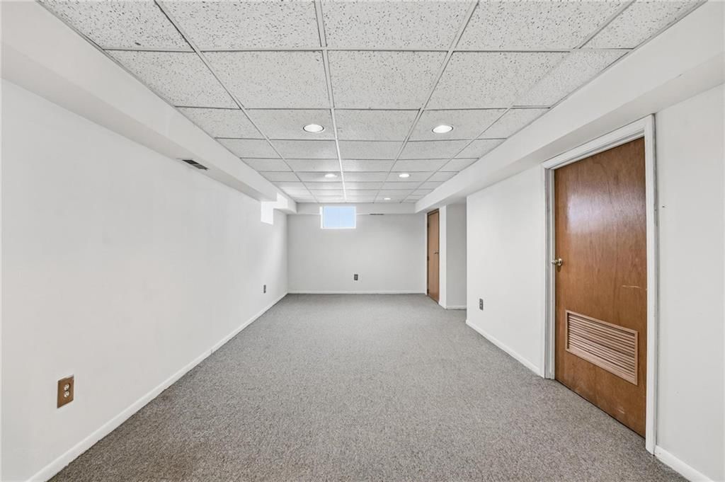8309 W 92nd Street — photo 20