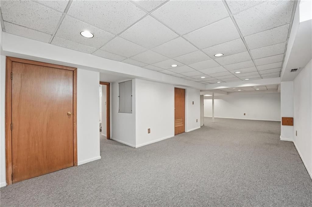 8309 W 92nd Street — photo 21