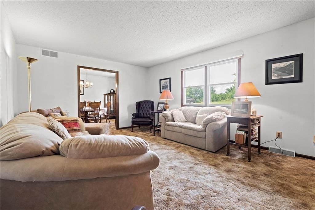 17739 Eisenhower Road — photo 14