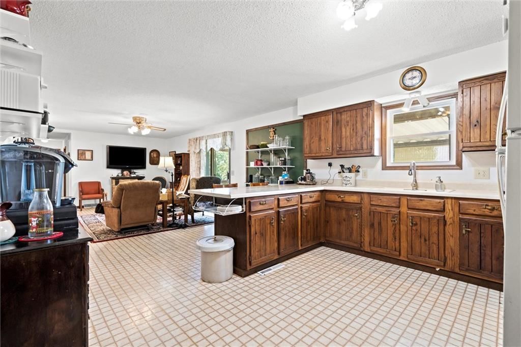 17739 Eisenhower Road — photo 22