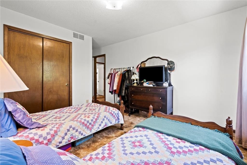 17739 Eisenhower Road — photo 35