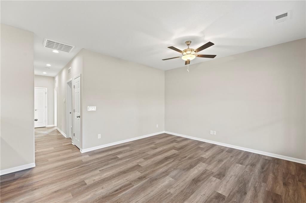 846 Hamblin Street — photo 5