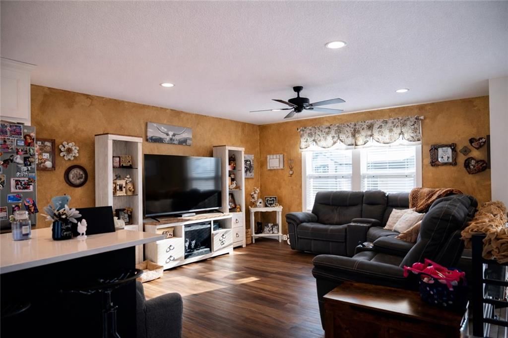 2228 Chanticleer Street — photo 11