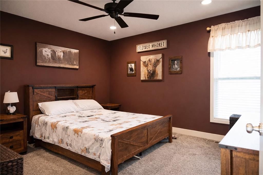 2228 Chanticleer Street — photo 17
