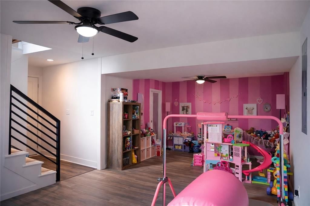 2228 Chanticleer Street — photo 22
