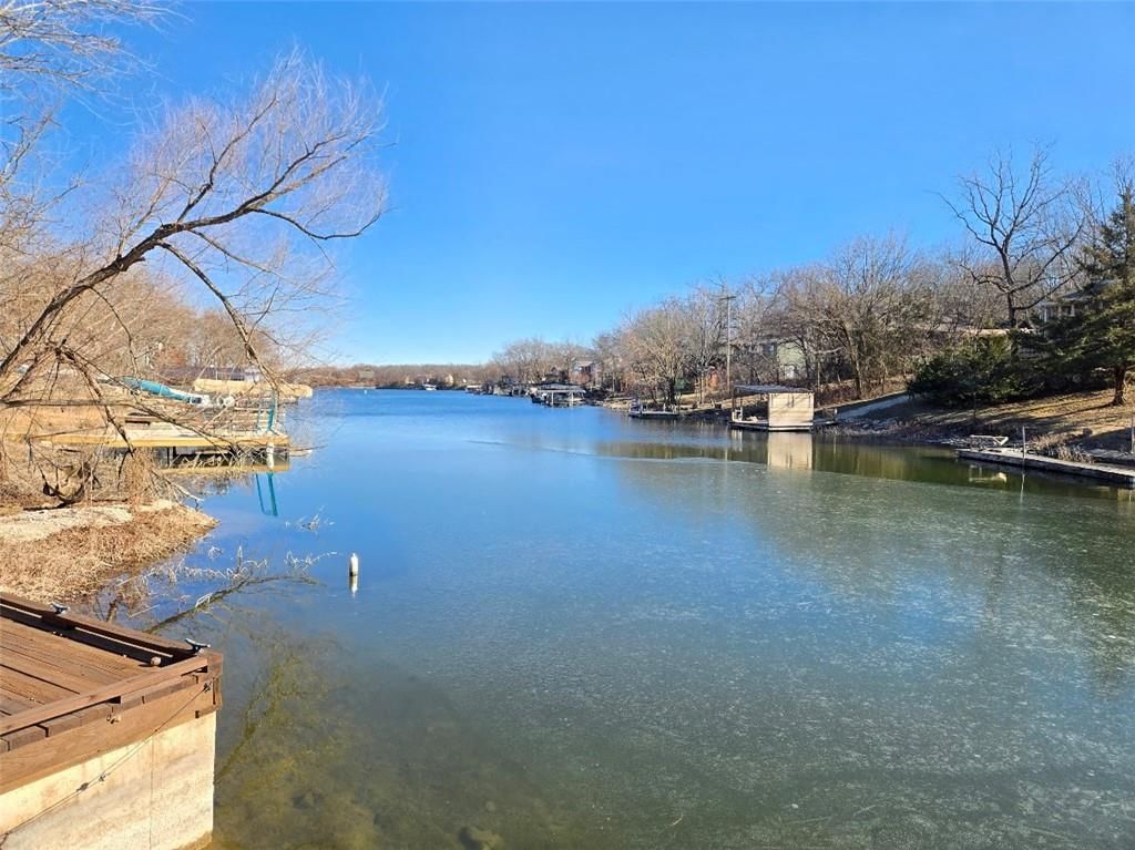 393 W Sugar Lake Drive — photo 3