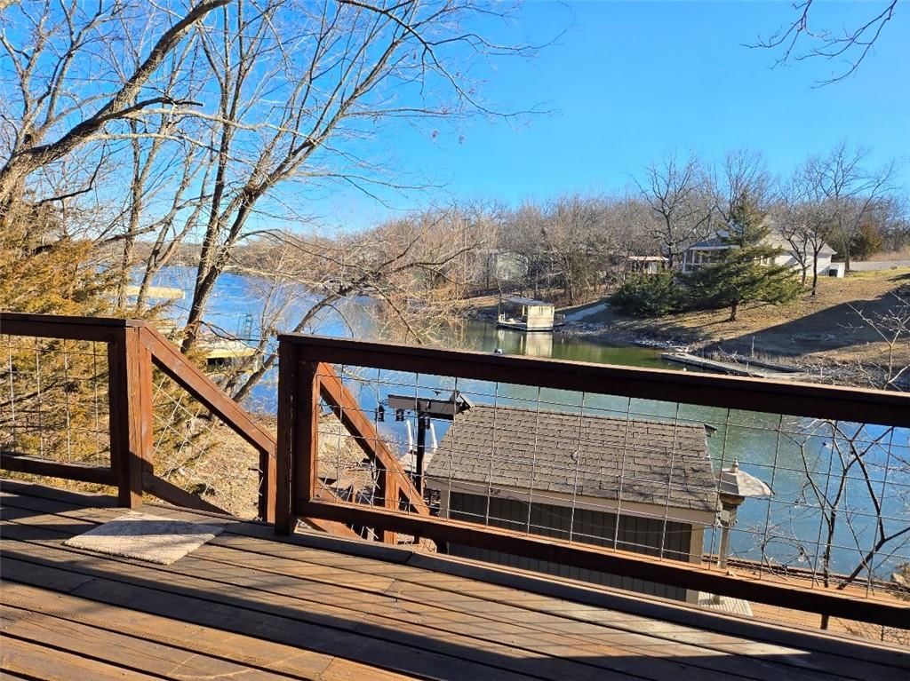 393 W Sugar Lake Drive — photo 4