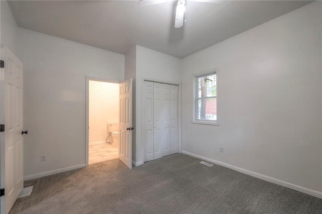 3237 Park Avenue — photo 2