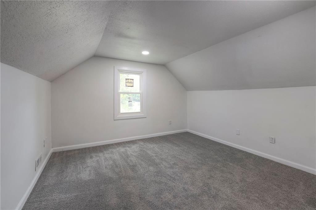 3237 Park Avenue — photo 30