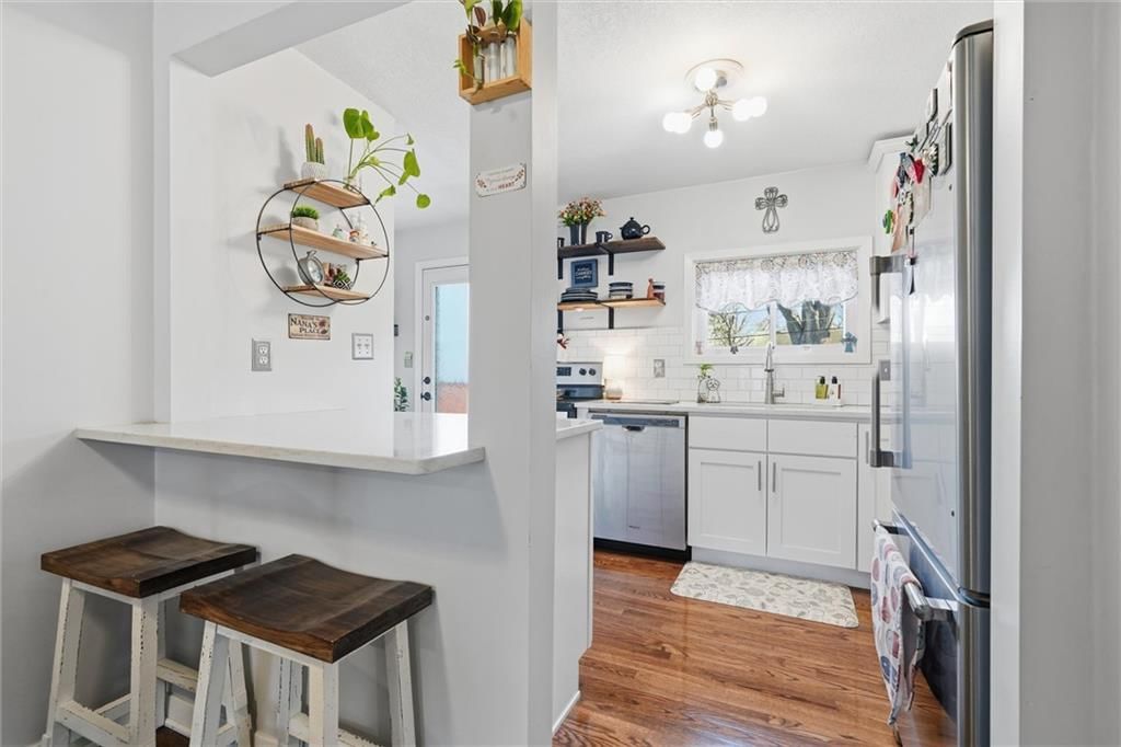 7131 Robinson Street — photo 11