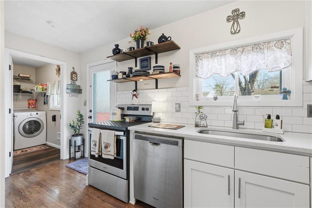 7131 Robinson Street — photo 16