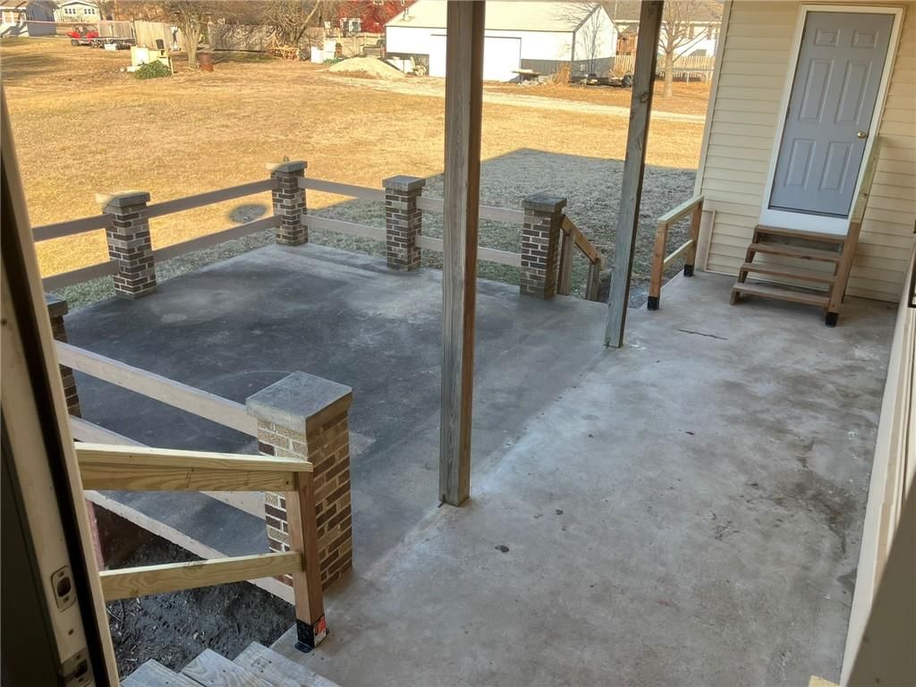 200 Lakecrest Boulevard — photo 19
