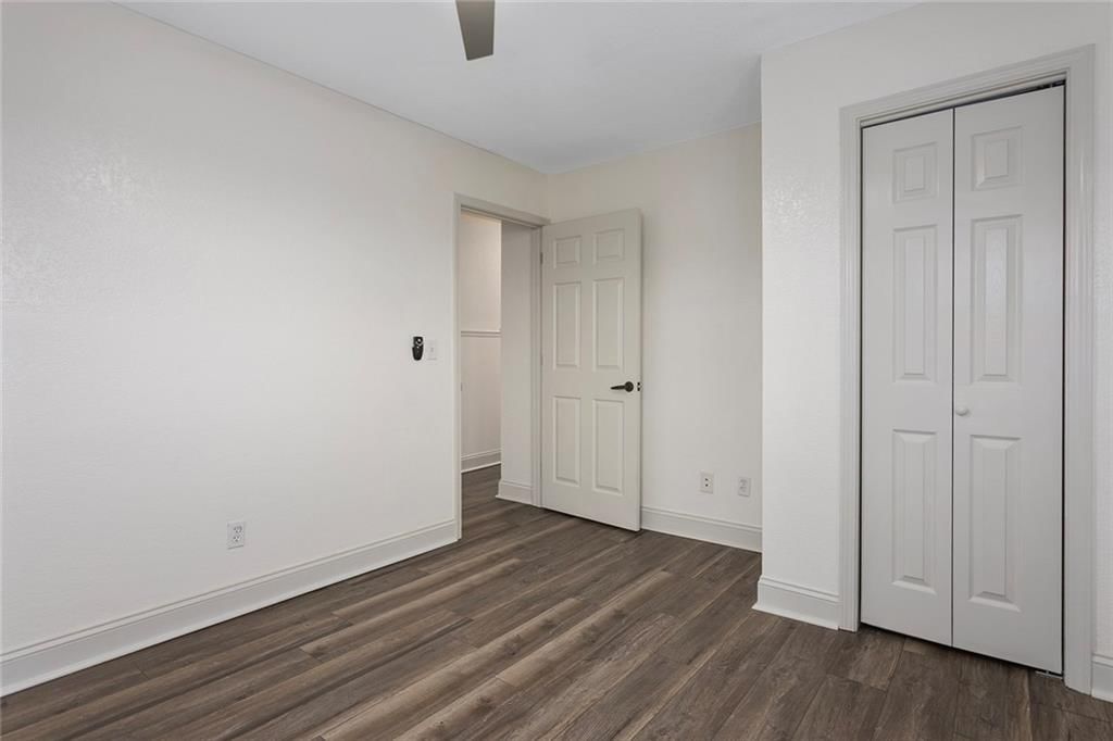 200 Lakecrest Boulevard — photo 23