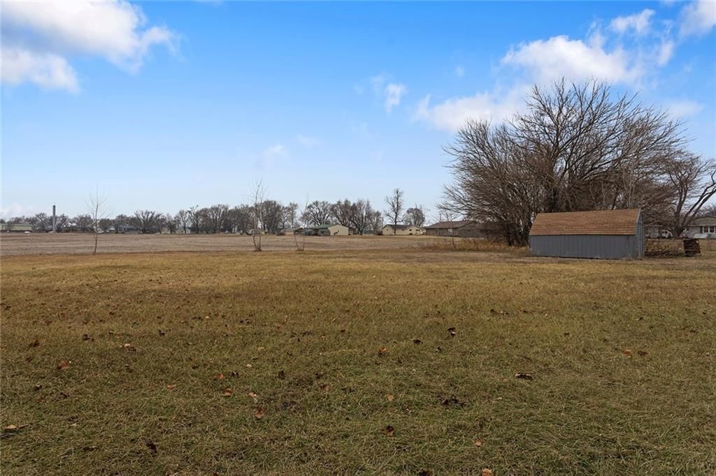 200 Lakecrest Boulevard — photo 32