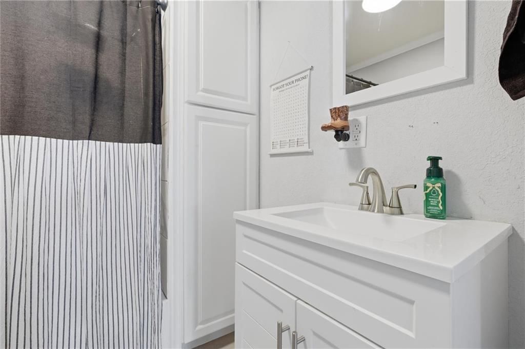 519 S Shaw Street — photo 12