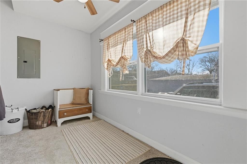 519 S Shaw Street — photo 16