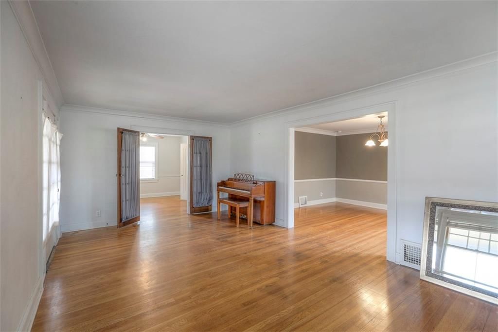 1109 W 75th Terrace — photo 7