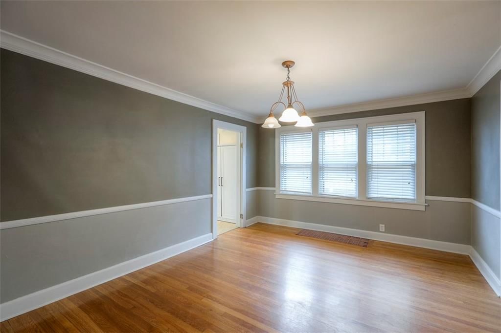 1109 W 75th Terrace — photo 10