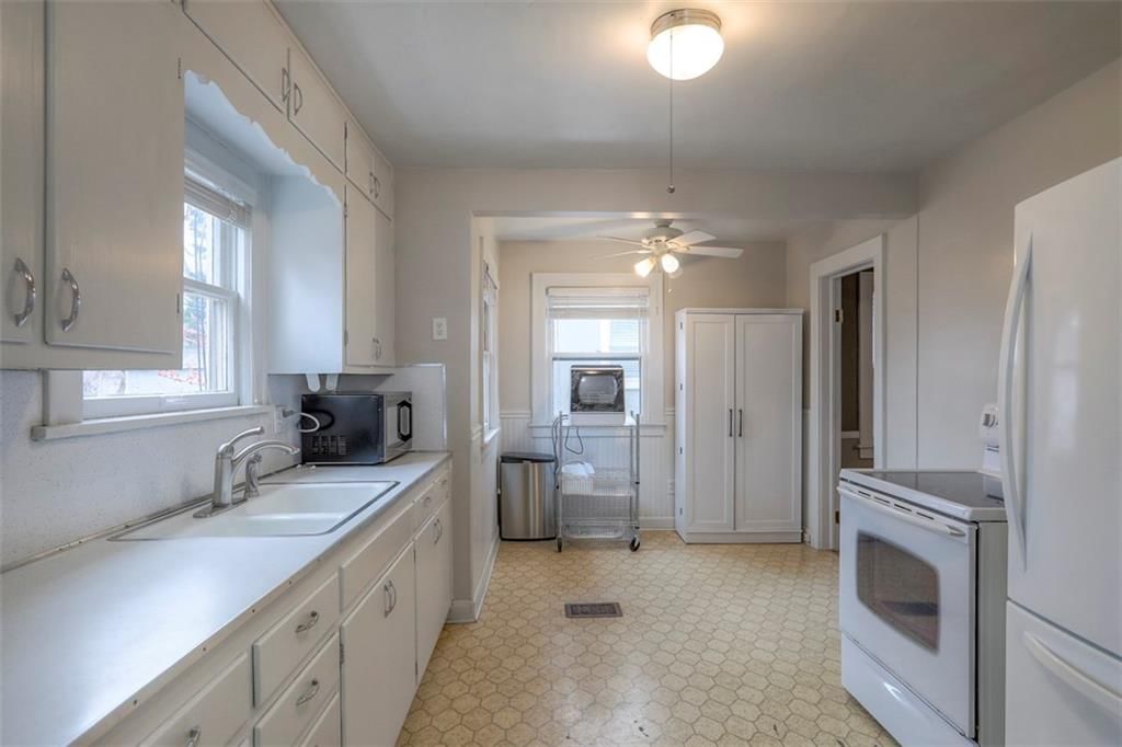 1109 W 75th Terrace — photo 18