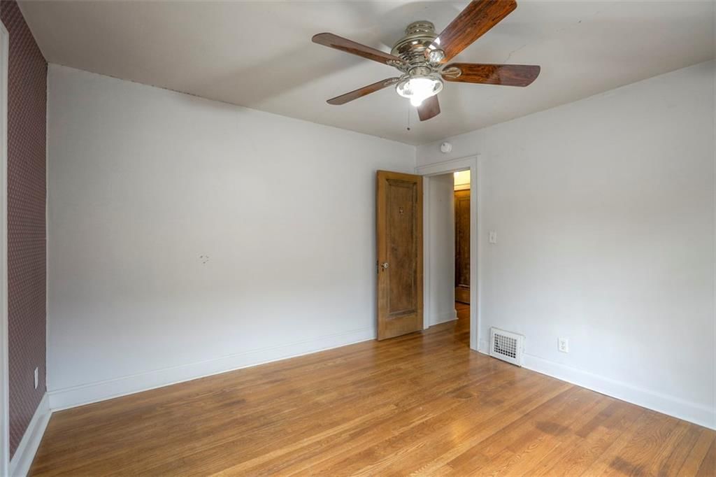 1109 W 75th Terrace — photo 25