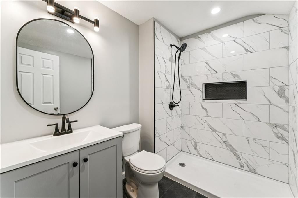 4456 N Bellefontaine Avenue — photo 20