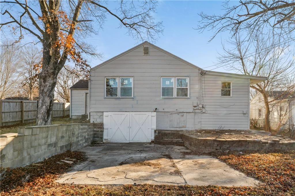 4456 N Bellefontaine Avenue — photo 37
