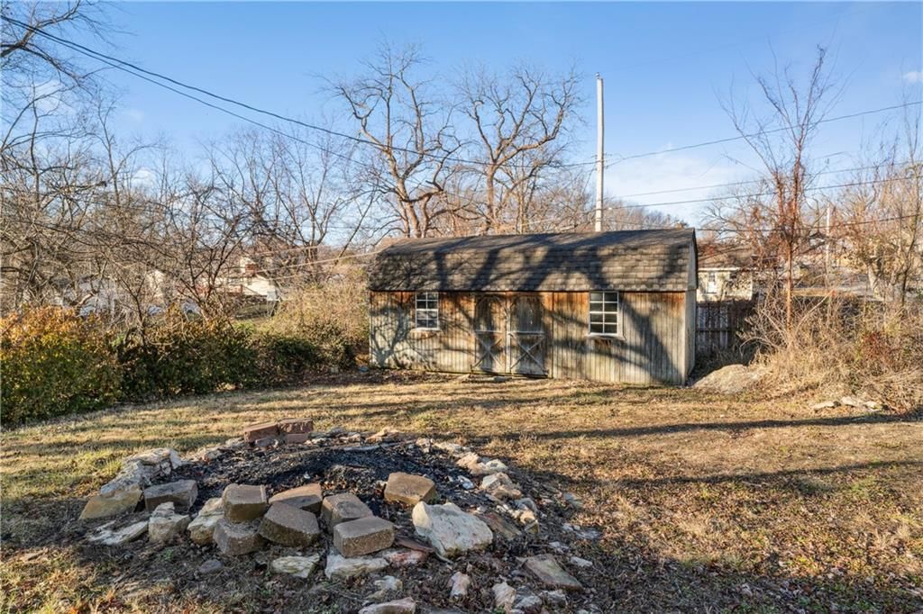 4456 N Bellefontaine Avenue — photo 40