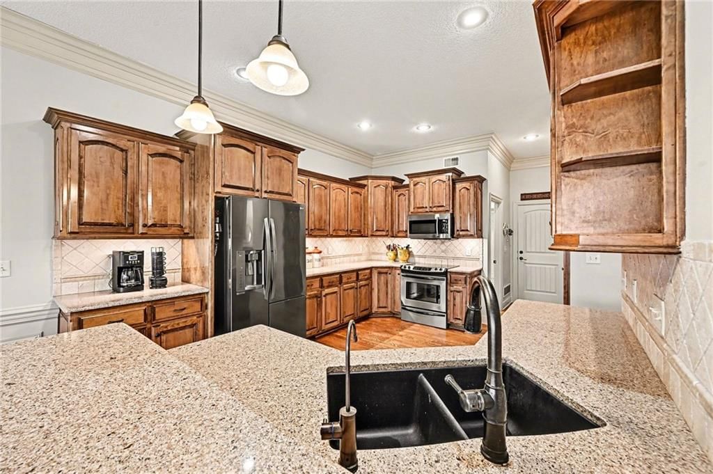 604 Indian Trail Court — photo 12