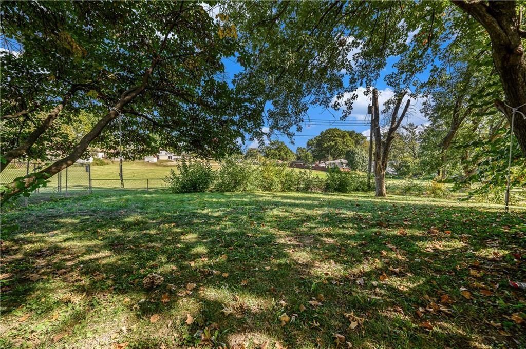 801 N Redwood Drive — photo 17