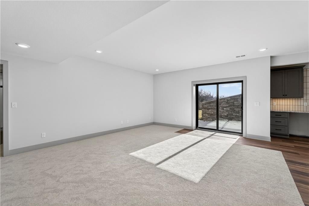 2704 NE Amanda Lane — photo 40