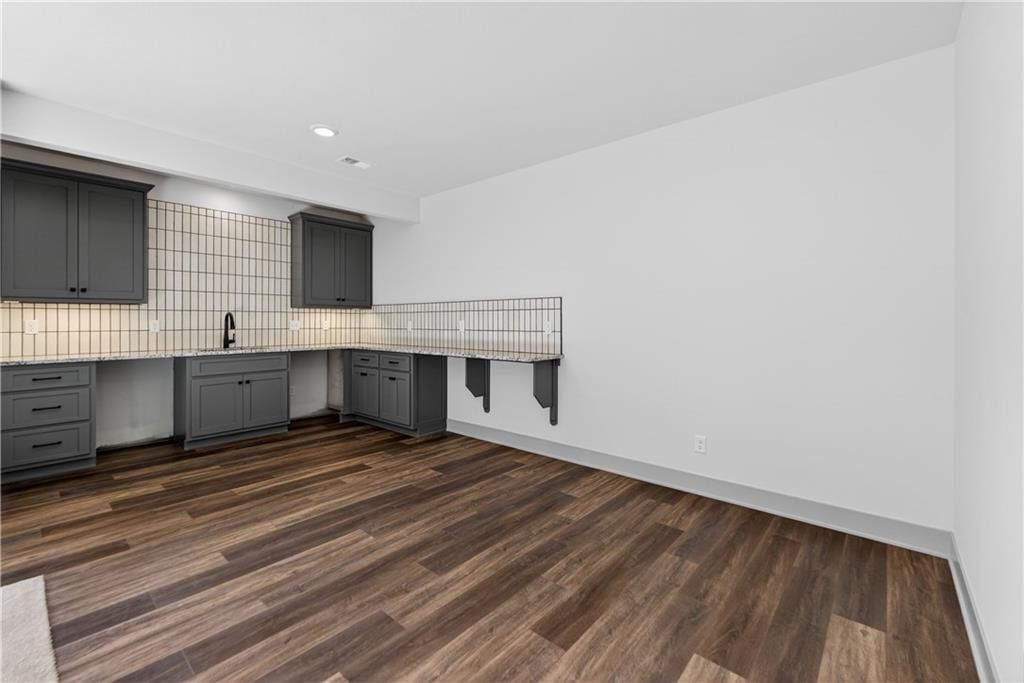 2704 NE Amanda Lane — photo 41