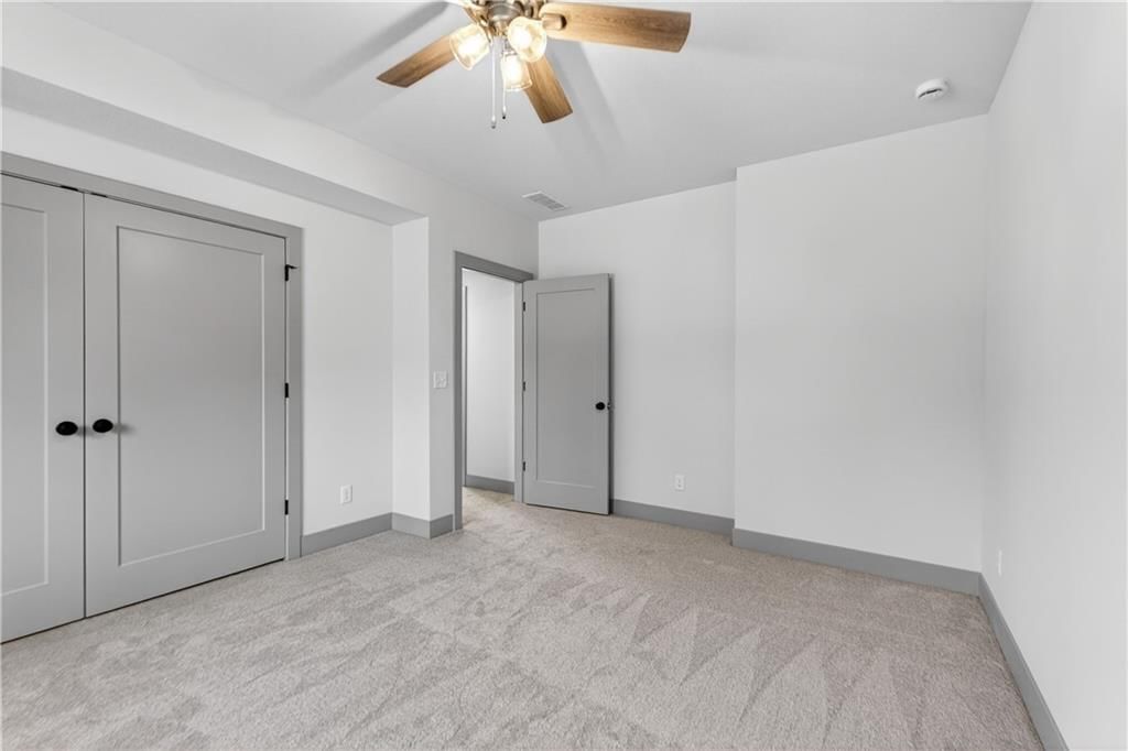 2704 NE Amanda Lane — photo 47