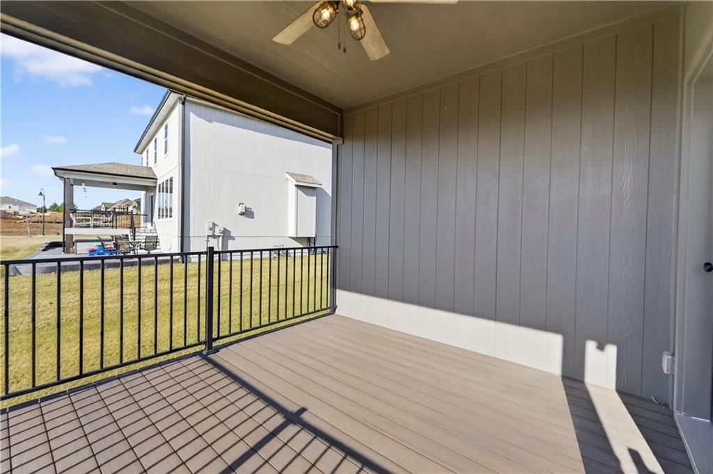 2704 NE Amanda Lane — photo 57