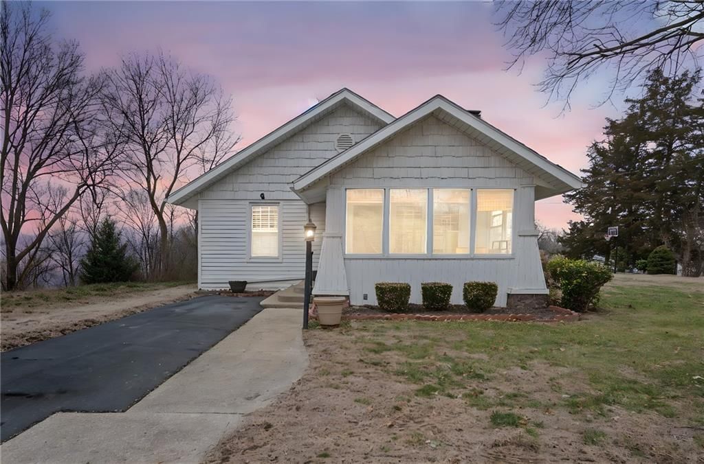 1019 Price Boulevard — photo 4