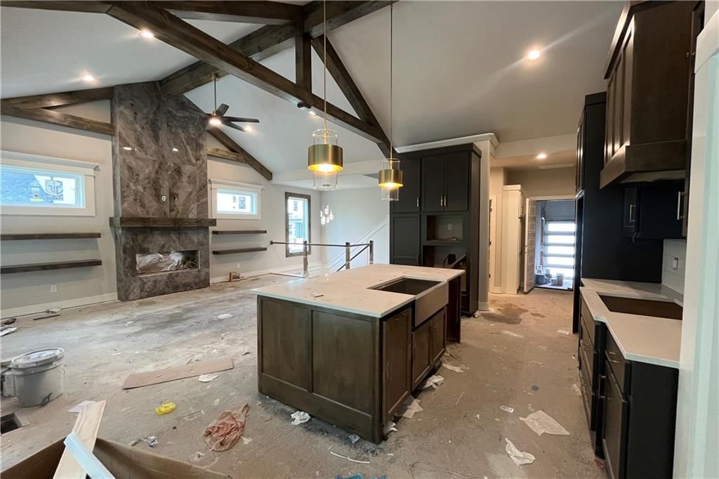 2616 NE Woodland Oak Drive — photo 8