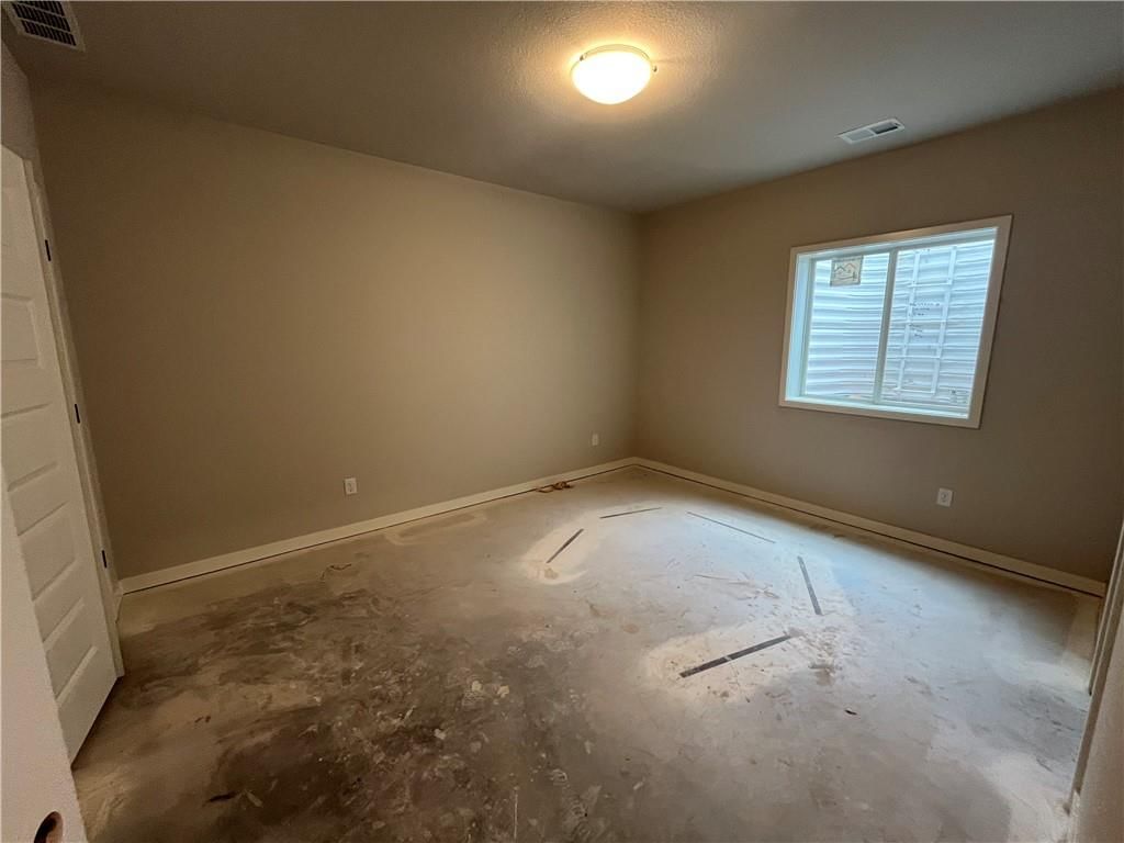 2616 NE Woodland Oak Drive — photo 22